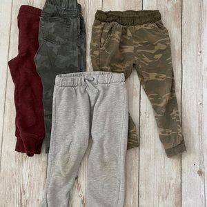 4 pairs of Zara / cat and jack boys sweatpants